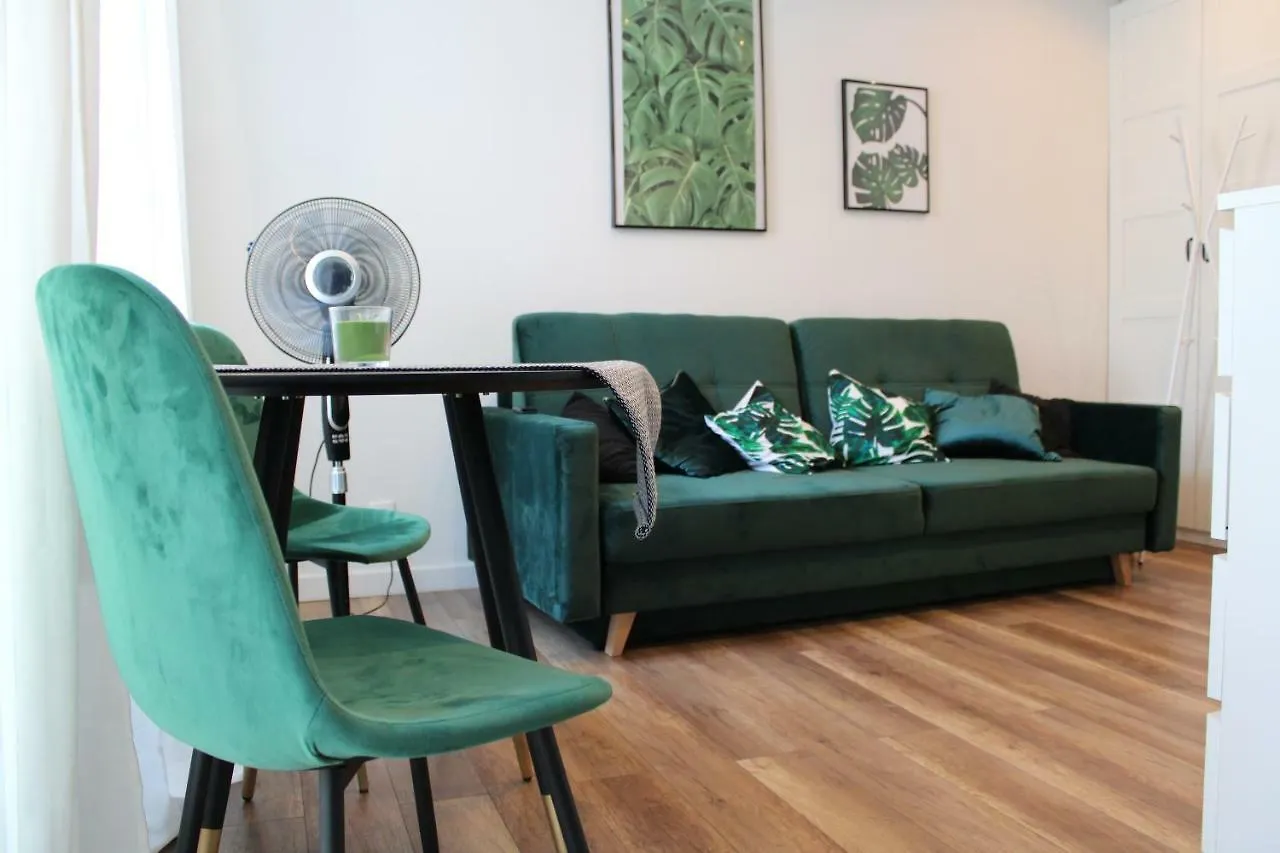 Planty Gardens Apartments Krakow Polonya